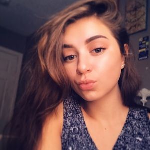 Meet your Posher, Jasmine